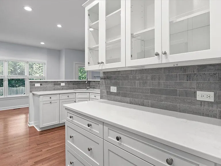 4616 Thendara Way — Photo 8