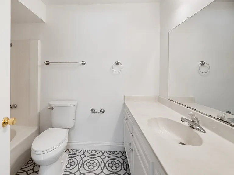 1494 Gustavo St #D — Photo 17