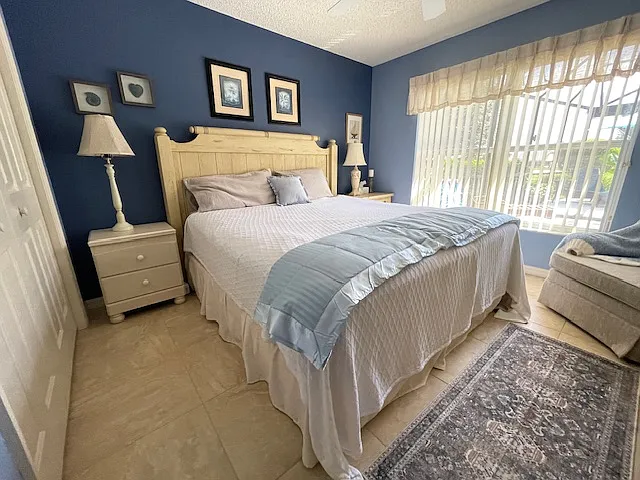 2126 Sansores St — Photo 22
