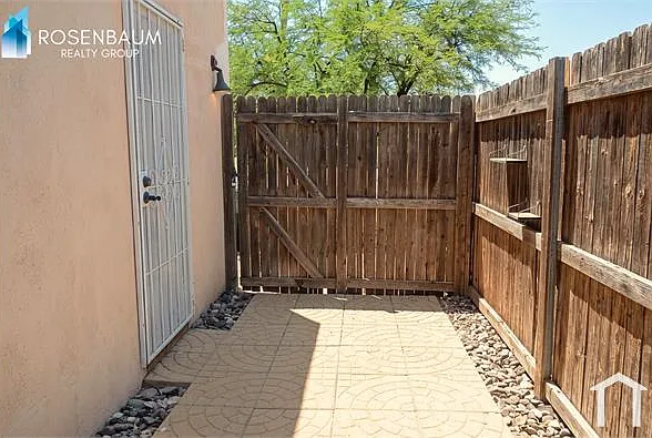 2 bed, 1902 sqft, $1,550 — Photo 4