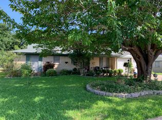 224 NE Amy St, Burleson, TX 76028