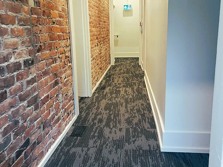 27 Peter St N #102 — Photo 6