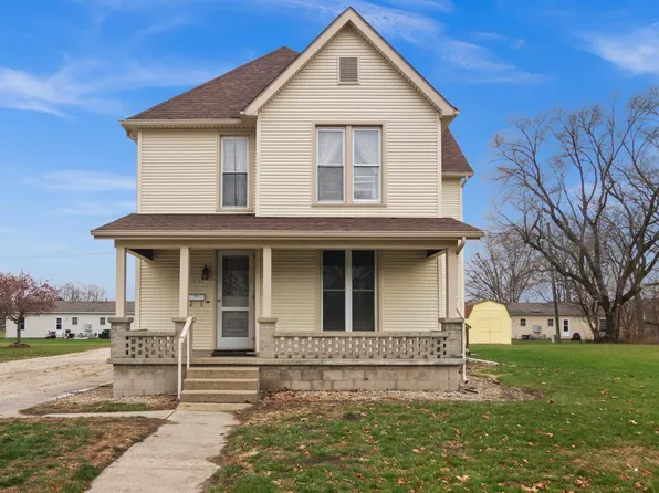 838 N Jefferson St, Rensselaer, IN 47978