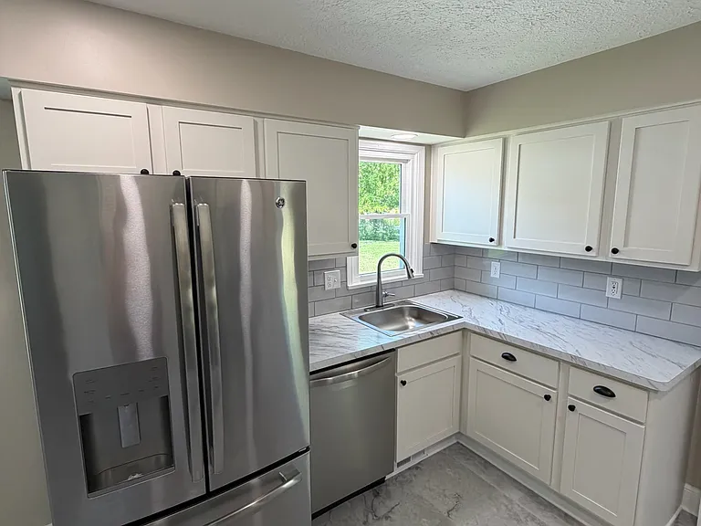 22488 Westwood Dr — Photo 5