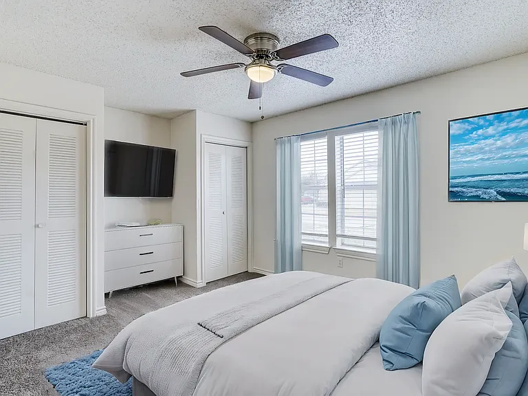 Meadowview Townhomes — Photo 8