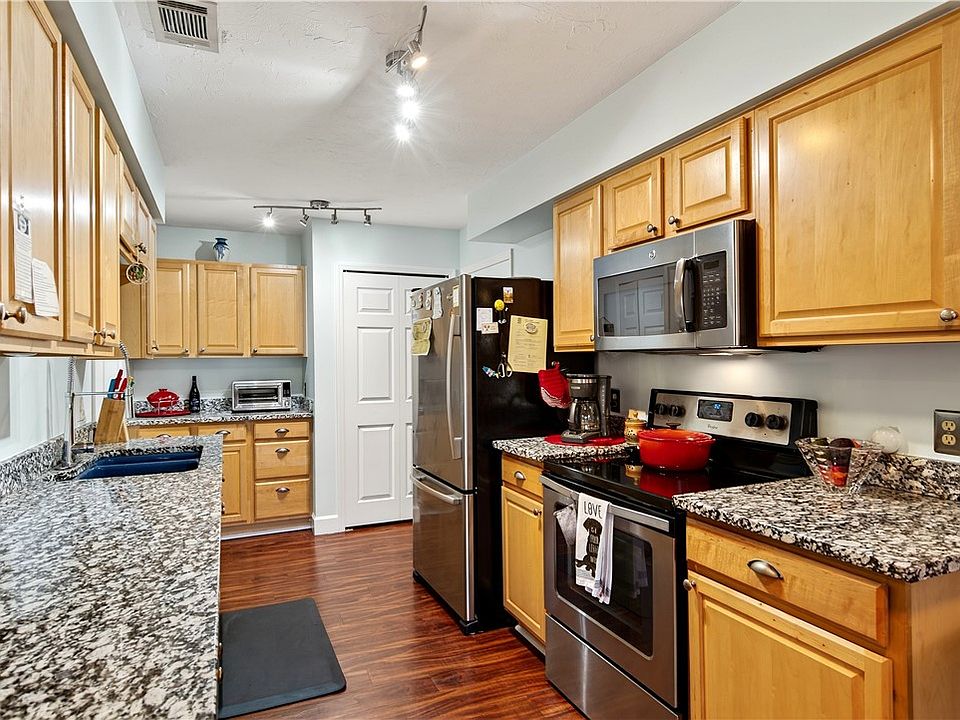 1st image of 725 Timber Ridge Trl SW APT B