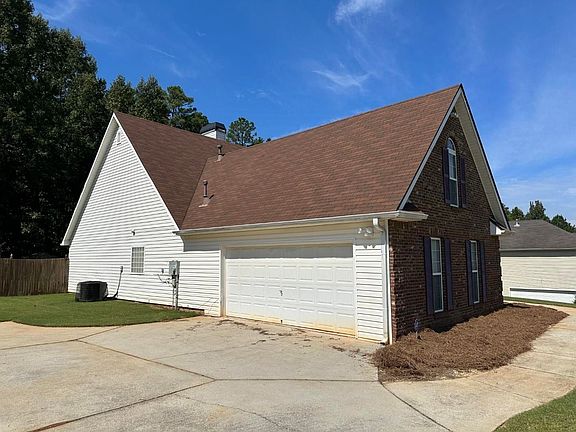 2nd image of 9200 Carnes Crossing Cir