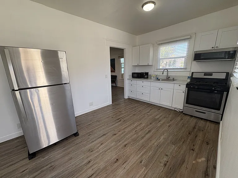 708 J Ave #708 — Photo 2