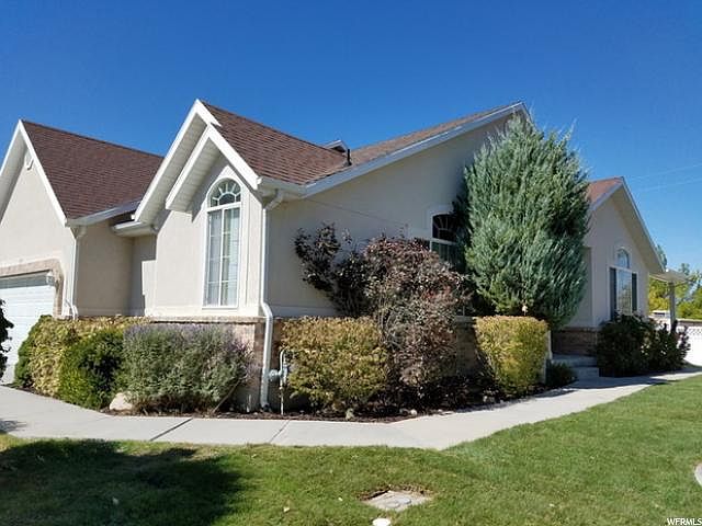 1st image of 235 E Country Haven Ln