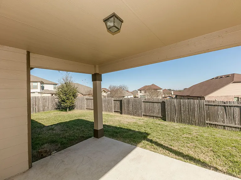 1141 Renaissance Trl — Photo 21
