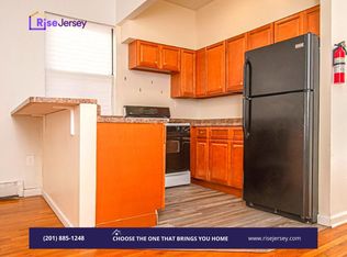 644 18th Ave, Irvington, NJ 07111