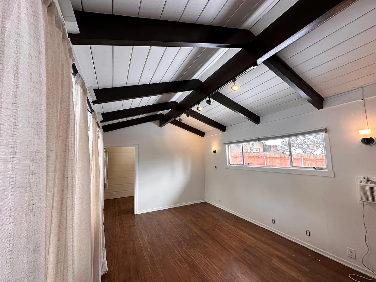 Building Photo - 54385 N Circle Dr #153