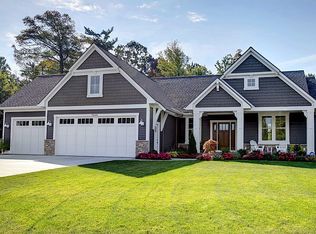1666 Red Stem Dr, Holland, MI 49424