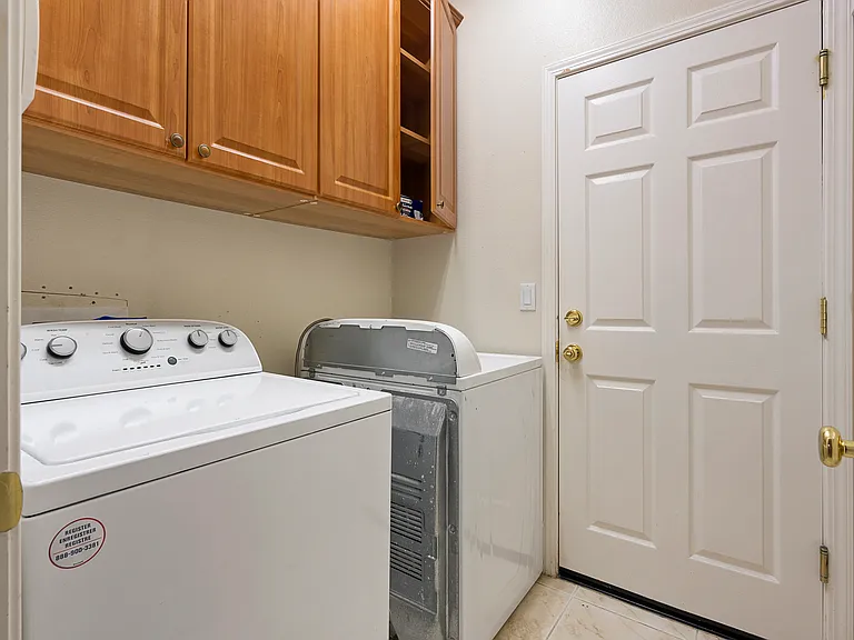 2620 Maybrook Dr — Photo 6
