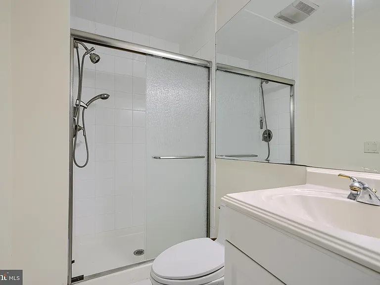 2101 Tufton Ave — Photo 69
