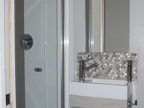 full bath