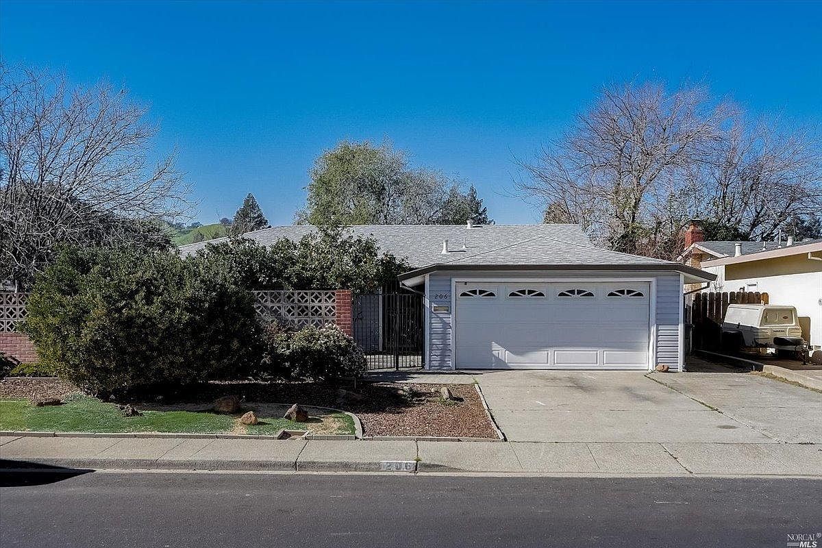 206 Mariposa Ave, Vacaville, CA 95687 Zillow
