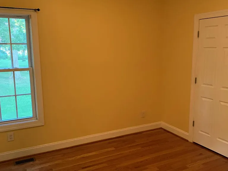 185 S White St — Photo 12