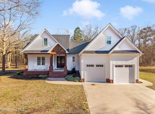 225 Lake Wood Dr, Edenton, NC 27932