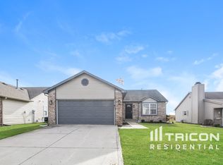 2031 Winfield Park Dr, Greenfield, IN 46140
