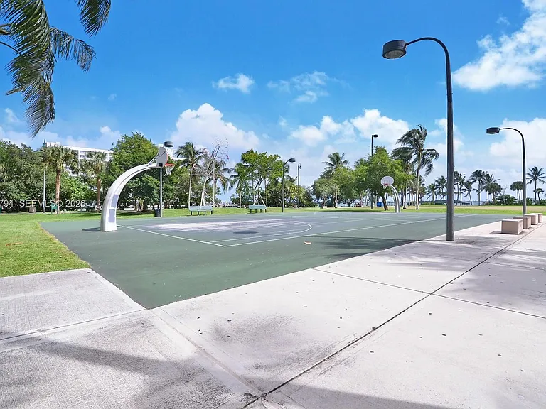 1900 N Bayshore Dr #3707 — Photo 30