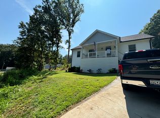 1 Pamela Dr, Greenville, SC 29611