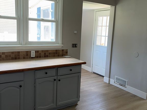 4th image of 1808 S 11th St #1