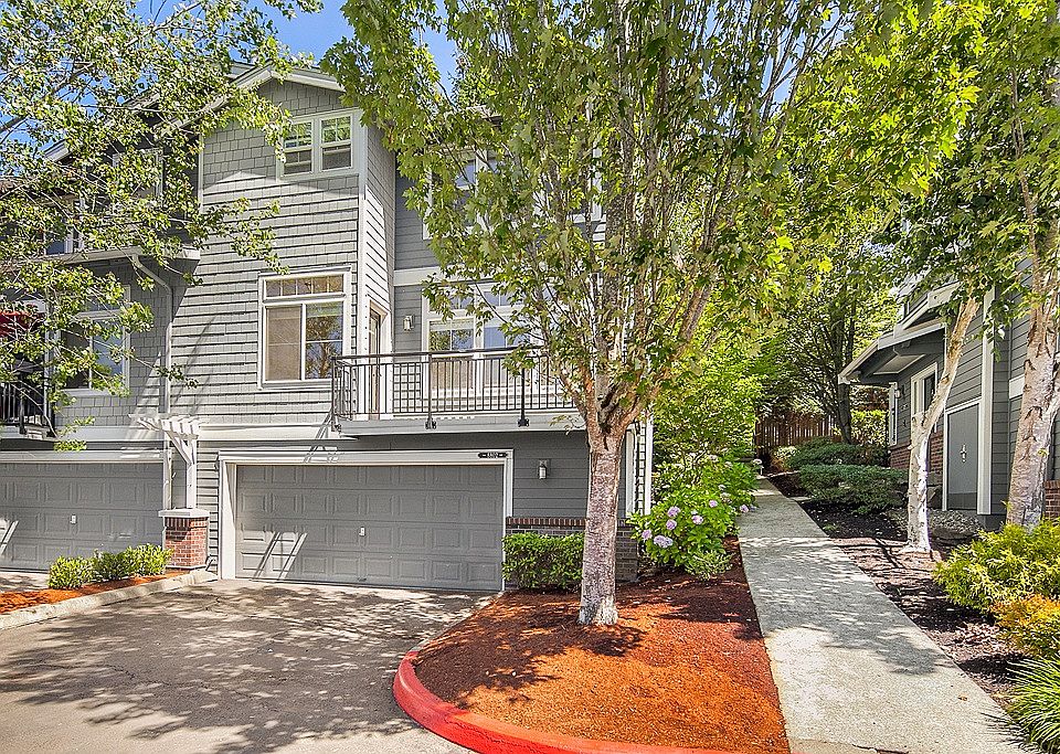 1st image of 8802 123rd Ln NE