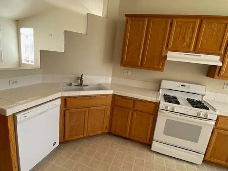 566 Stewart Way — Photo 16
