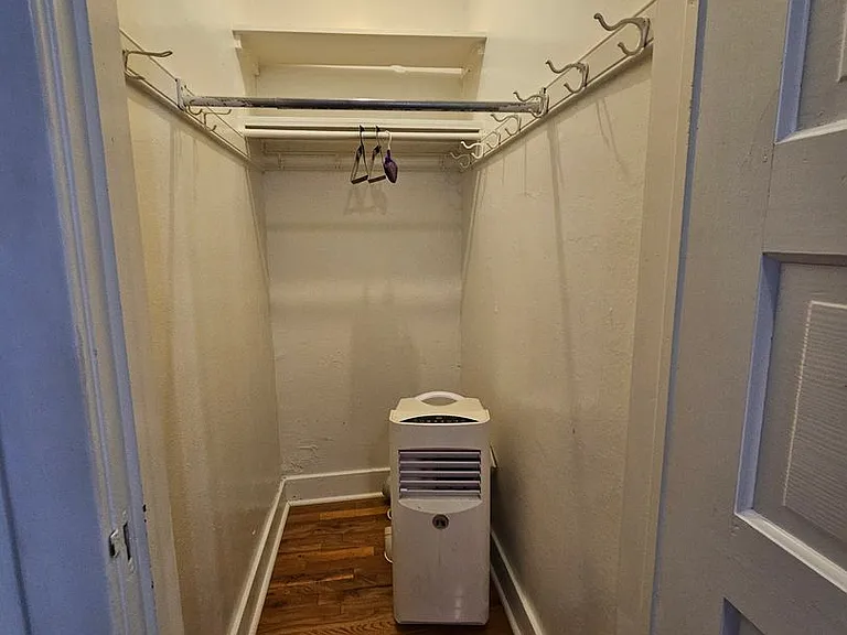 1137 N Sherman St #14 — Photo 39
