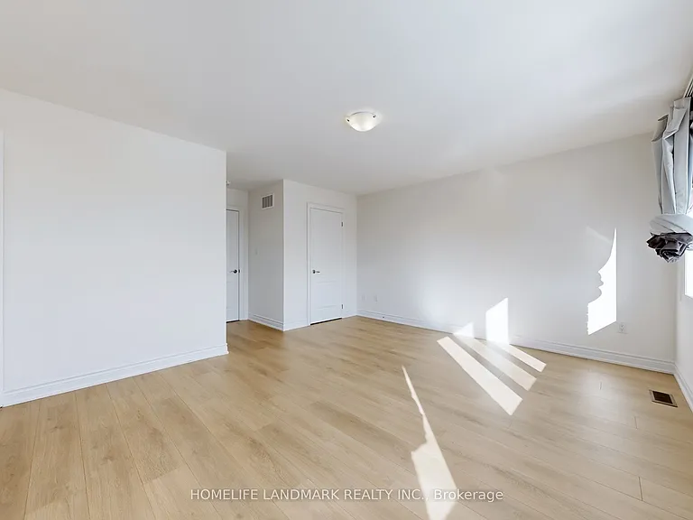 273 William Forster Rd — Photo 27