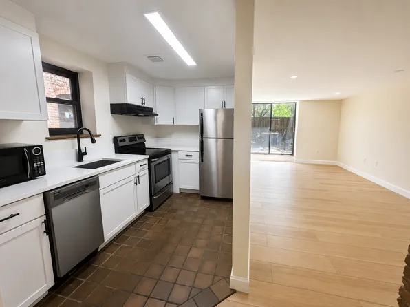 84 Gainsborough St Unit 6W, Boston, MA 02115