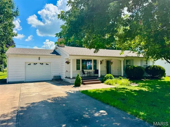 311 Meadow Dr, Monroe City, MO 63456