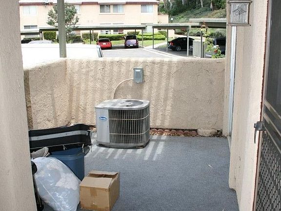 Front Enclosed & Gated Patio