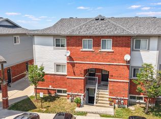 241 Ferndale Dr S #37, Barrie, ON L4N 0T6