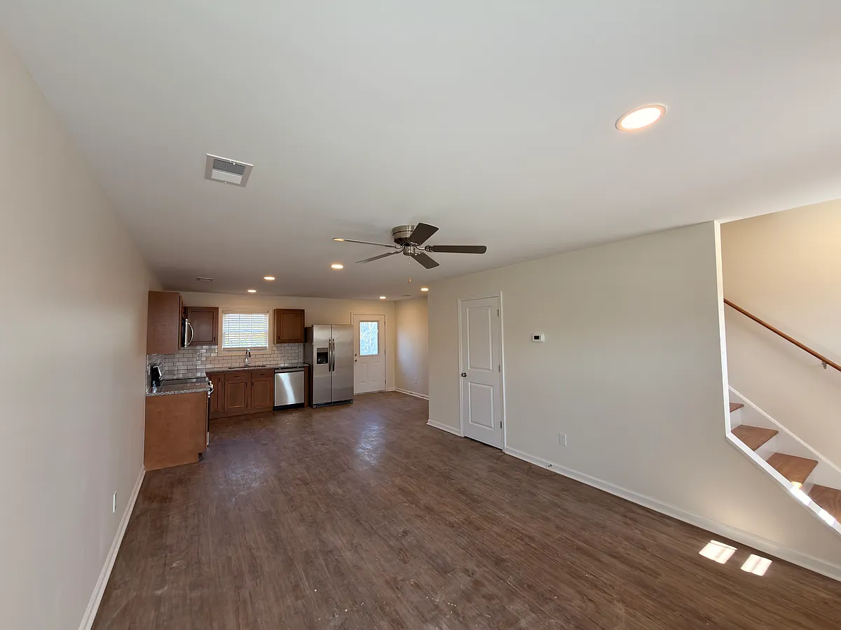 Building Photo - 1030 Magnolia Way
