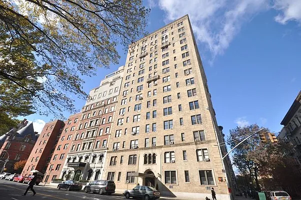 Rented by Buchbinder & Warren | media 12