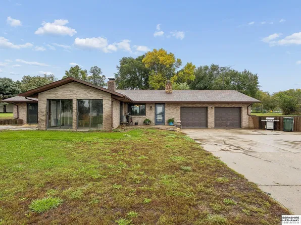 410 1/2 W 1st St, Wakefield, NE 68784