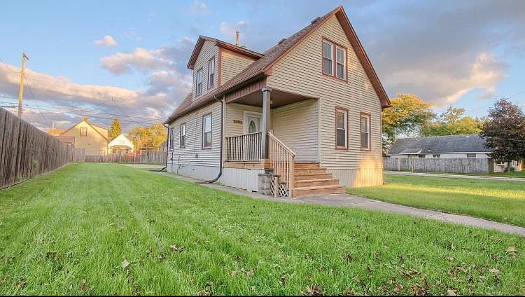 1st image of 3415 13th St #2