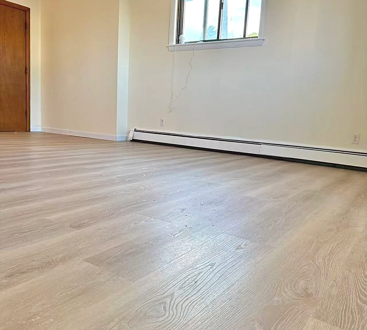 2 bed, 950 sqft, $2,450 — Photo 2