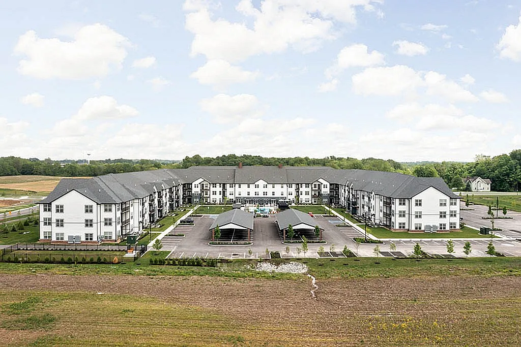 Carlyle at Chatham Hills — Photo 1