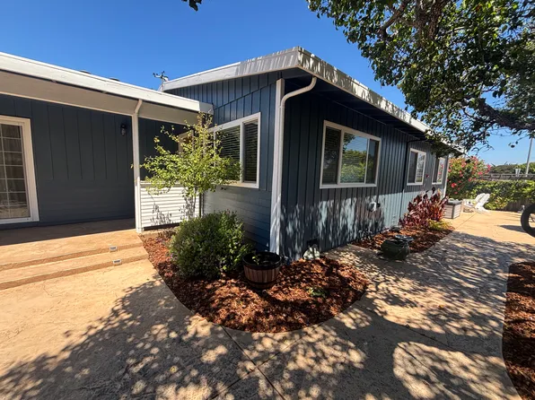 530 Hannon Ave, Monterey, CA 93940