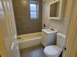 91-36 195th Pl, Hollis, NY 11423