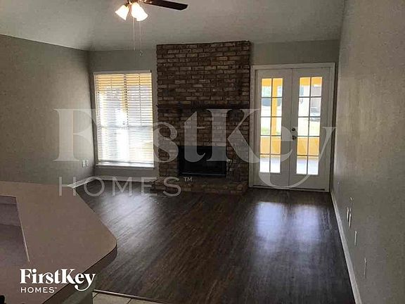 3rd image of 1575 Pine Ct