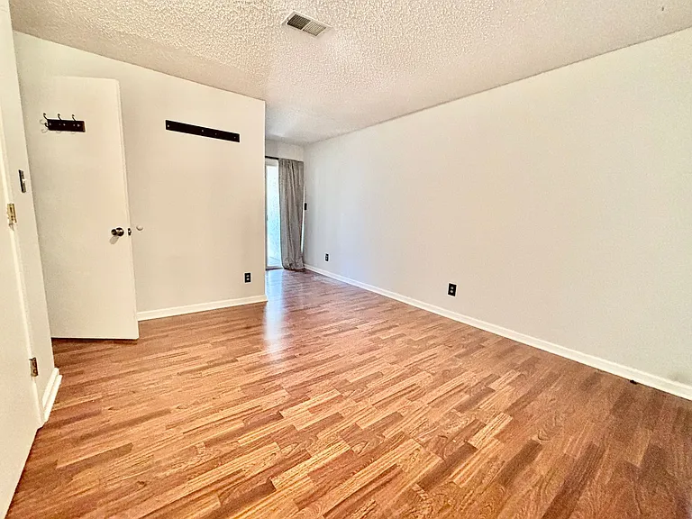 4524 Holly St #24 — Photo 10