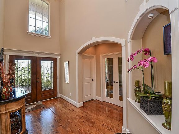 4th image of 1214 Westshore Dr
