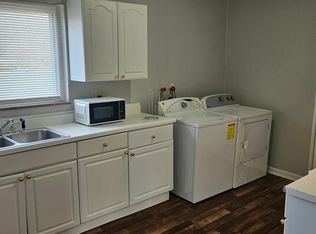 320 Diamond Ave #D, Belle, WV 25015