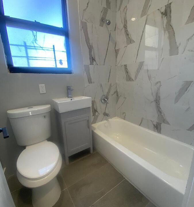 1st image of 667 Nepperhan Ave #5