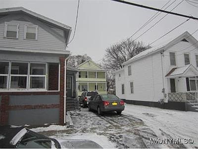 2nd image of 226 Dewey Ave