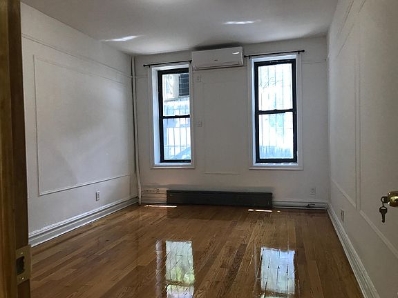 5th image of 13639 41st Ave #1F